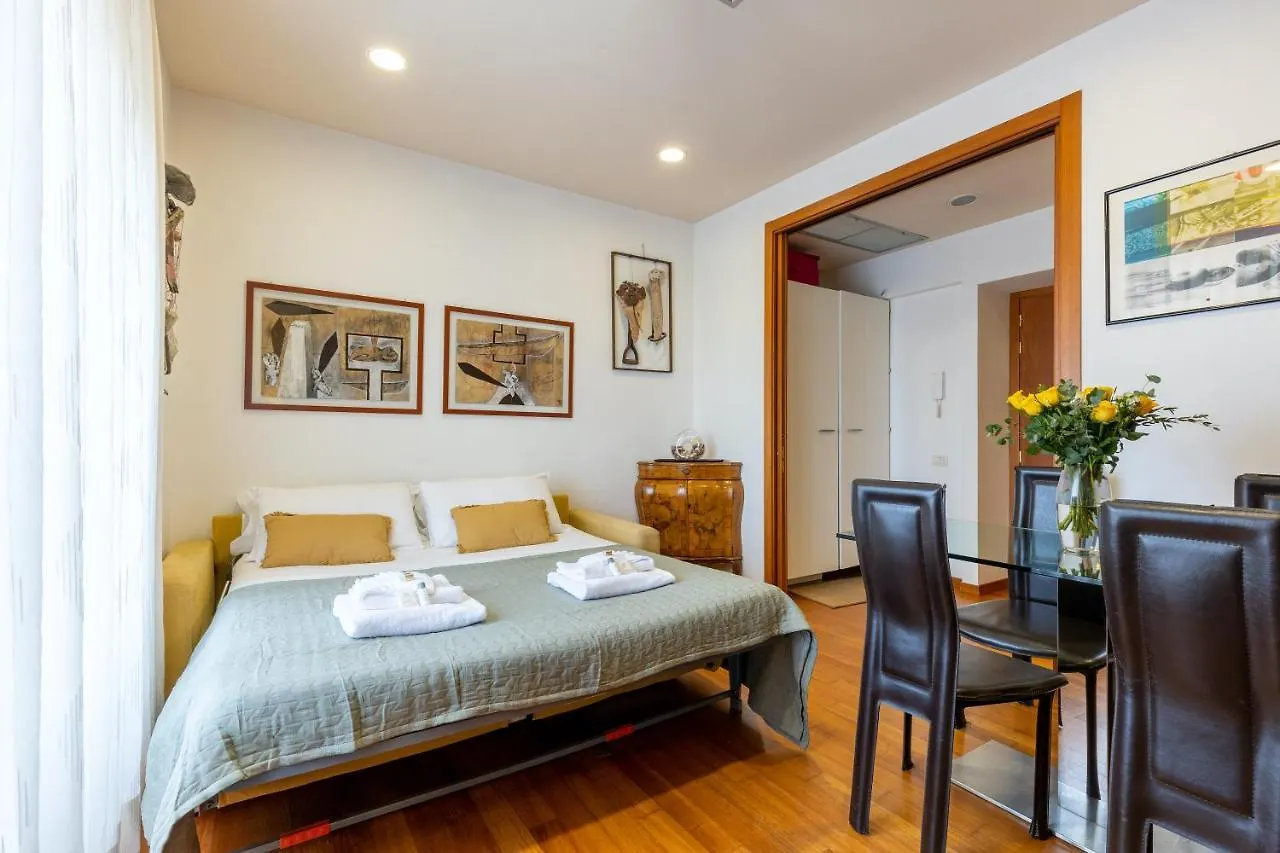 Rome As You Feel - Cozy Apartments In San Giovanni Italia